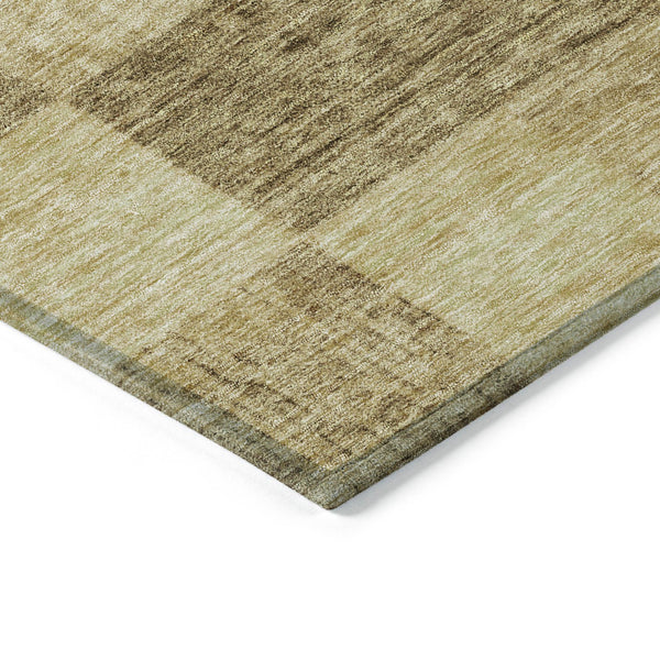 Homeroots 3' Beige And Gray Geometric Washable Area Rug - Perfect For Indoor And Outdoor Spaces, Stylish & Durable 9' X 12' Polyester 604879