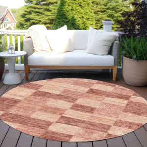 Homeroots 3' Beige And Gray Geometric Washable Area Rug - Perfect For Indoor And Outdoor Spaces, Stylish & Durable 8' Round Polyester 604883