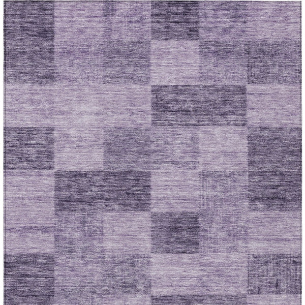 Homeroots 3' Beige And Gray Geometric Washable Area Rug - Perfect For Indoor And Outdoor Spaces, Stylish & Durable 8' X 10' Polyester 604890