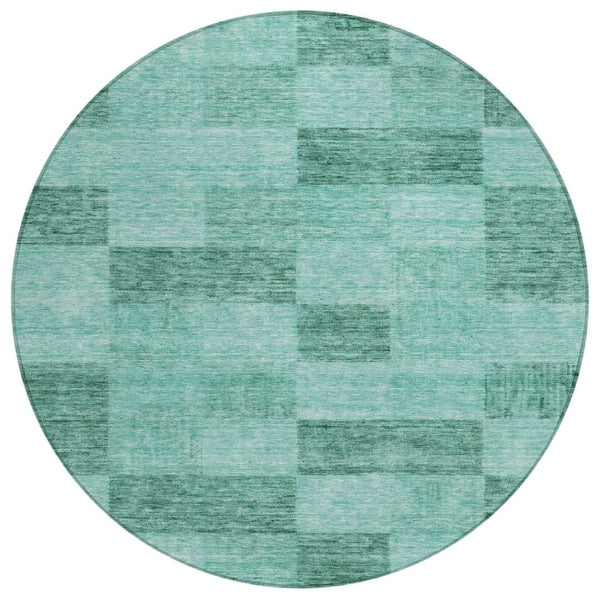 HomeRoots 5' Blue and Aqua Geometric Washable Rug - Versatile Indoor/Outdoor Design for Modern Spaces 8' Round 604895