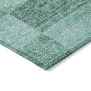 Homeroots 3' Beige And Gray Geometric Washable Area Rug - Perfect For Indoor And Outdoor Spaces, Stylish & Durable 8' X 10' Polyester 604896