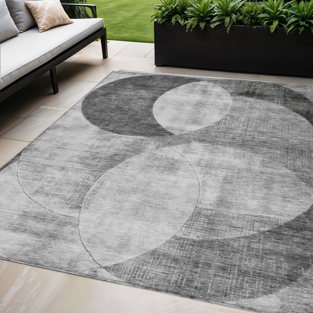 HomeRoots 5' Gray and Charcoal Geometric Area Rug - Stylish, Washable, Durable for Indoor and Outdoor Spaces 5' X 8' 604912