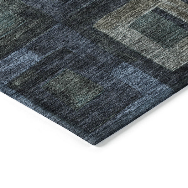 Homeroots 3' Stylish Beige Gold & Denim Blue Geometric Indoor-outdoor Area Rug - Durable, Washable & Versatile 5' X 8' Polyester 605020