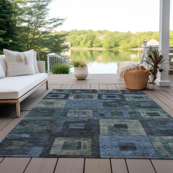 Homeroots 3' Stylish Beige Gold & Denim Blue Geometric Indoor-outdoor Area Rug - Durable, Washable & Versatile 8' X 10' Polyester 605022