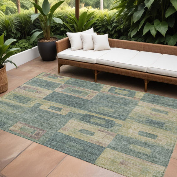 Homeroots 3' Stylish Beige Gold & Denim Blue Geometric Indoor-outdoor Area Rug - Durable, Washable & Versatile 9' X 12' Polyester 605053