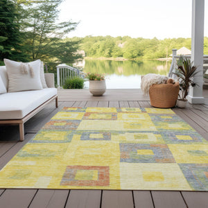 Homeroots 3' Stylish Beige Gold & Denim Blue Geometric Indoor-outdoor Area Rug - Durable, Washable & Versatile 8' X 10' Polyester 605058