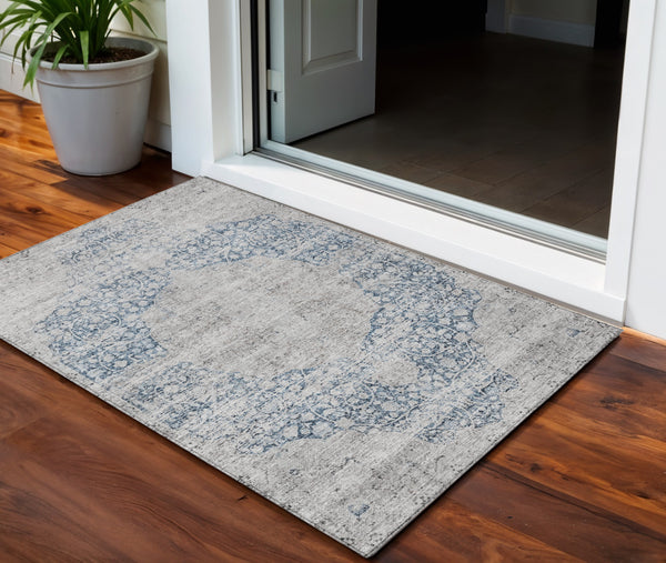 Homeroots 3' Blue And Ivory Oriental Washable Area Rug - Durable, Stain Resistant, Perfect For Indoor And Outdoor Spaces 3' X 5' Polyester 605103