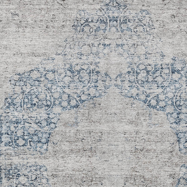 Homeroots 3' Blue And Ivory Oriental Washable Area Rug - Durable, Stain Resistant, Perfect For Indoor And Outdoor Spaces 3' X 5' Polyester 605103