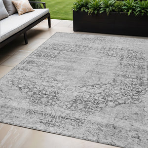 Homeroots 3' Blue And Ivory Oriental Washable Area Rug - Durable, Stain Resistant, Perfect For Indoor And Outdoor Spaces 5' X 8' Polyester 605116