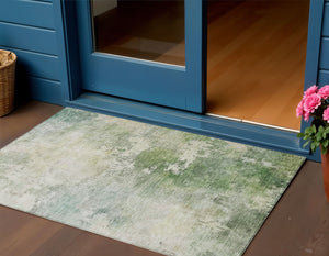 Homeroots 3' Artichoke Green And Ivory Abstract Area Rug - Stylish Washable Indoor/Outdoor Design For All Spaces 3' X 5' Polyester 605500