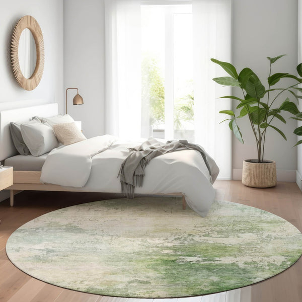 Homeroots 3' Artichoke Green And Ivory Abstract Area Rug - Stylish Washable Indoor/Outdoor Design For All Spaces 8' Round Polyester 605502