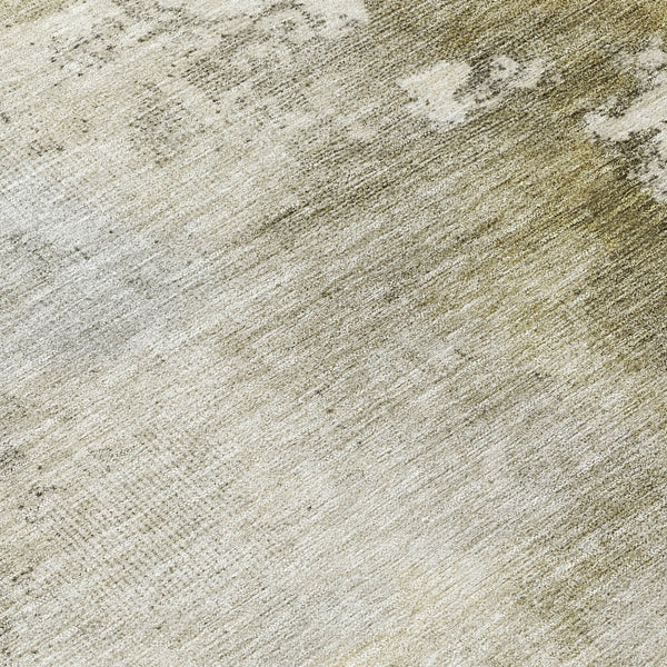 Homeroots 3' Artichoke Green And Ivory Abstract Area Rug - Stylish Washable Indoor/Outdoor Design For All Spaces 8' Round Polyester 605508