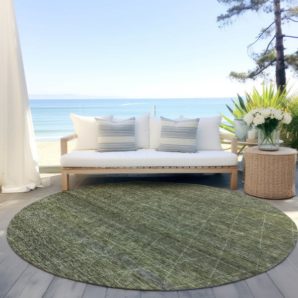 Homeroots 3' Coffee And Ivory Geometric Washable Area Rug For Indoor And Outdoor Spaces – Durable Design 8' Round Polyester 605598