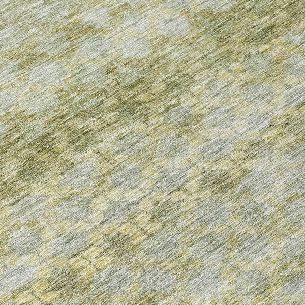 Homeroots 3' Artichoke Green And Beige Striped Washable Area Rug For Indoor And Outdoor Spaces, Durable Design 8' Round Polyester 605683