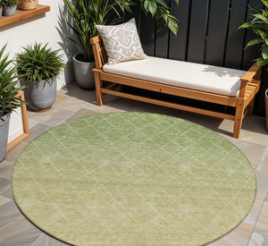Homeroots 3' Artichoke Green Geometric Area Rug - Stylish, Washable & Durable For Indoor Or Outdoor Spaces 8' Round Polyester 605779