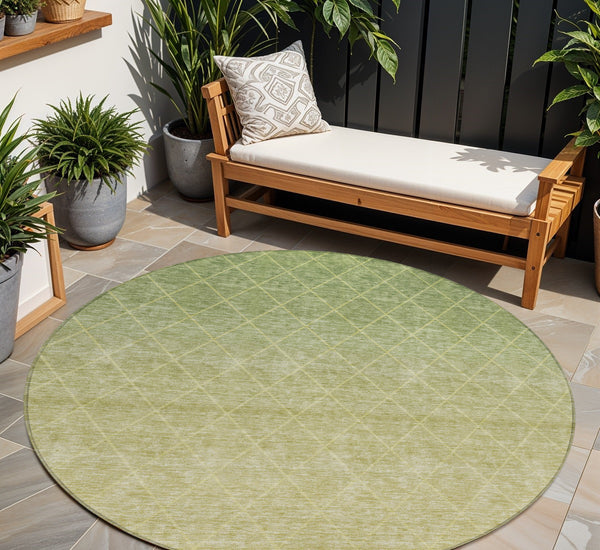 Homeroots 3' Artichoke Green Geometric Area Rug - Stylish, Washable & Durable For Indoor Or Outdoor Spaces 8' Round Polyester 605779