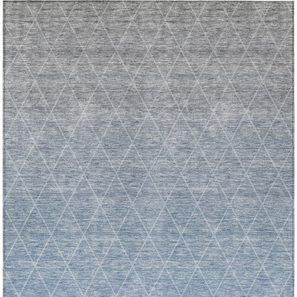 Homeroots 3' Artichoke Green Geometric Area Rug - Stylish, Washable & Durable For Indoor Or Outdoor Spaces 5' X 8' Polyester 605784