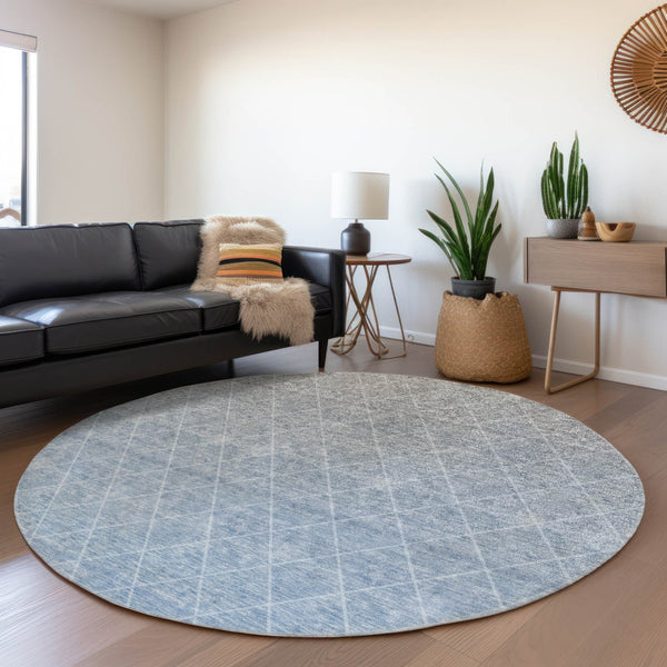 Homeroots 3' Artichoke Green Geometric Area Rug - Stylish, Washable & Durable For Indoor Or Outdoor Spaces 8' Round Polyester 605785