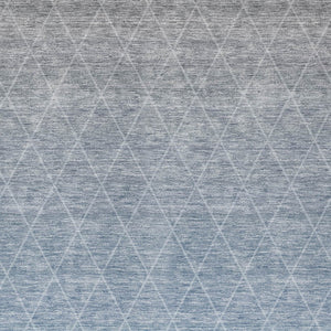 Homeroots 3' Artichoke Green Geometric Area Rug - Stylish, Washable & Durable For Indoor Or Outdoor Spaces 8' X 10' Polyester 605786