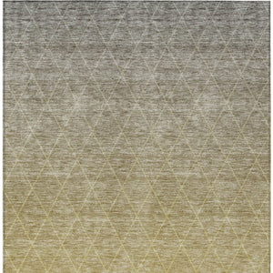 Homeroots 3' Artichoke Green Geometric Area Rug - Stylish, Washable & Durable For Indoor Or Outdoor Spaces 9' X 12' Polyester 605793