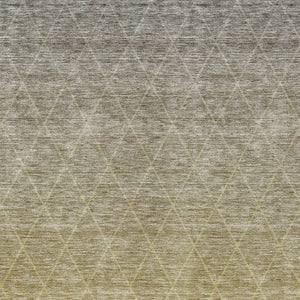 Homeroots 3' Artichoke Green Geometric Area Rug - Stylish, Washable & Durable For Indoor Or Outdoor Spaces 10' X 14' Polyester 605794