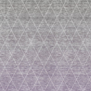 Homeroots 3' Artichoke Green Geometric Area Rug - Stylish, Washable & Durable For Indoor Or Outdoor Spaces 5' X 8' Polyester 605796