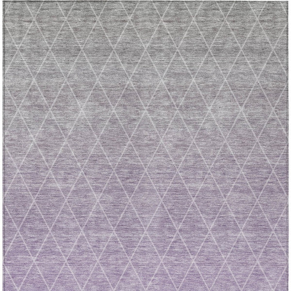 Homeroots 3' Artichoke Green Geometric Area Rug - Stylish, Washable & Durable For Indoor Or Outdoor Spaces 8' X 10' Polyester 605798