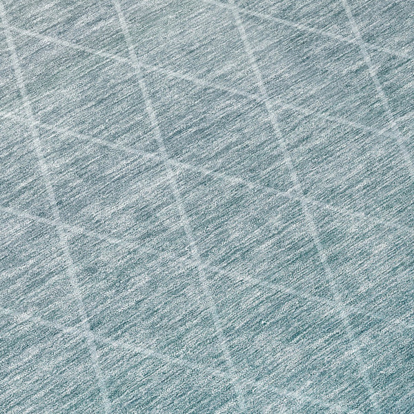 Homeroots 3' Artichoke Green Geometric Area Rug - Stylish, Washable & Durable For Indoor Or Outdoor Spaces 8' Round Polyester 605809