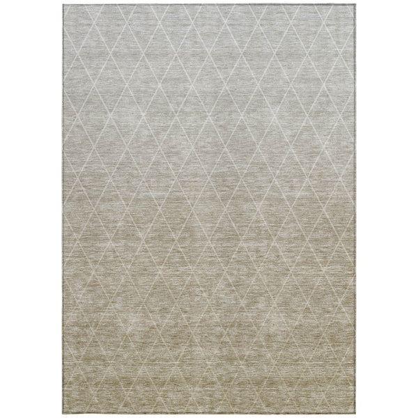Homeroots 3' Artichoke Green Geometric Area Rug - Stylish, Washable & Durable For Indoor Or Outdoor Spaces 5' X 8' Polyester 605814
