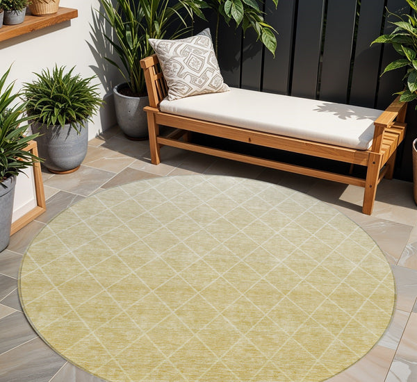 Homeroots 3' Artichoke Green Geometric Area Rug - Stylish, Washable & Durable For Indoor Or Outdoor Spaces 8' Round Polyester 605821