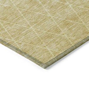 Homeroots 3' Artichoke Green Geometric Area Rug - Stylish, Washable & Durable For Indoor Or Outdoor Spaces 8' X 10' Polyester 605822