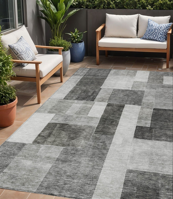 Homeroots 3' Artistic Eggplant Black And Lavender Geometric Washable Rug For Indoor Or Outdoor Spaces 5' X 8' Polyester 605862