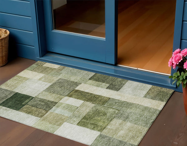 Homeroots 3' Artistic Eggplant Black And Lavender Geometric Washable Rug For Indoor Or Outdoor Spaces 3' X 5' Polyester 605867