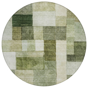 HomeRoots 5' Modern Geometric Area Rug in Sage and Fern Green – Washable, Durable, Indoor/Outdoor Style 8' Round 605869