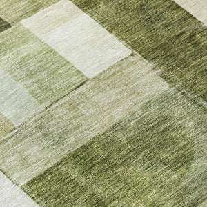 Homeroots 3' Artistic Eggplant Black And Lavender Geometric Washable Rug For Indoor Or Outdoor Spaces 8' Round Polyester 605869