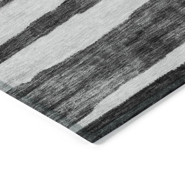 Homeroots 3' Charcoal And Gray Striped Washable Area Rug For Indoor And Outdoor Spaces - Stylish And Durable 3' X 5' Polyester 605891