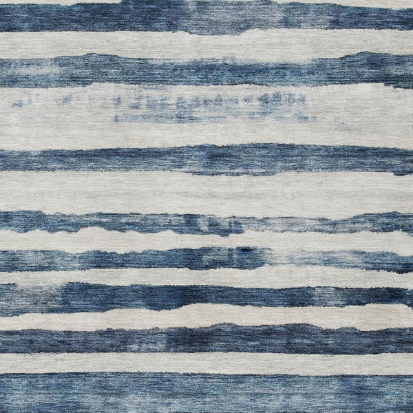 Homeroots 3' Charcoal And Gray Striped Washable Area Rug For Indoor And Outdoor Spaces - Stylish And Durable 3' X 5' Polyester 605897
