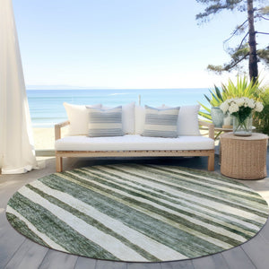 Homeroots 3' Charcoal And Gray Striped Washable Area Rug For Indoor And Outdoor Spaces - Stylish And Durable 8' Round Polyester 605905