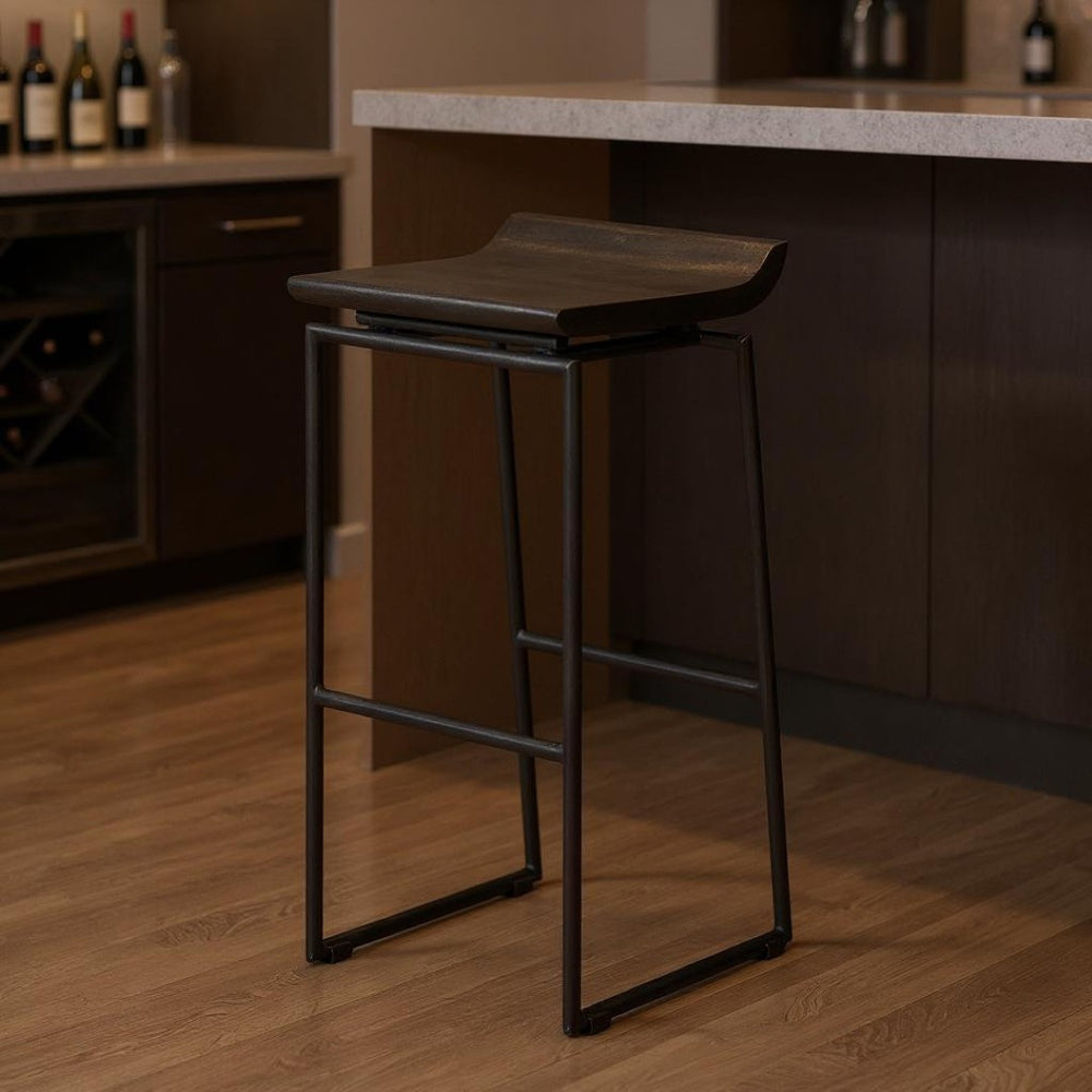 HomeRoots 30" Modern Black Solid Wood & Metal Backless Bar Stool - Sleek, Space-Saving Design for Any Space 605911