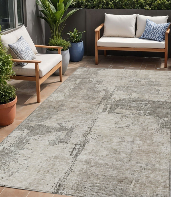 Homeroots 3' Linen And Gray Abstract Washable Area Rug - Stylish Indoor/Outdoor Design For High Traffic Spaces 5' X 8' Polyester 606032
