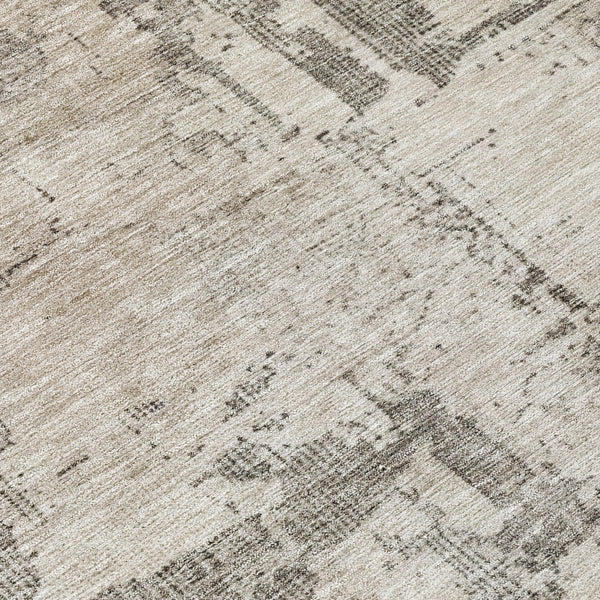 Homeroots 3' Linen And Gray Abstract Washable Area Rug - Stylish Indoor/Outdoor Design For High Traffic Spaces 8' Round Polyester 606033