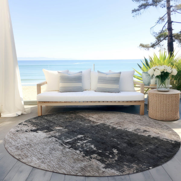 Homeroots 3' Taupe And Charcoal Abstract Washable Area Rug - Stylish, Durable Design For Indoor And Outdoor Use 8' Round Polyester 606130