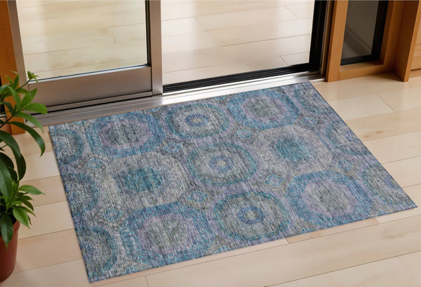 Homeroots 3' Blue And Gray Geometric Washable Area Rug - Stylish Indoor/Outdoor Decor For Any Space 3' X 5' Polyester 606224