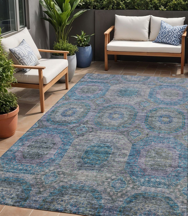 Homeroots 3' Blue And Gray Geometric Washable Area Rug - Stylish Indoor/Outdoor Decor For Any Space 5' X 8' Polyester 606225