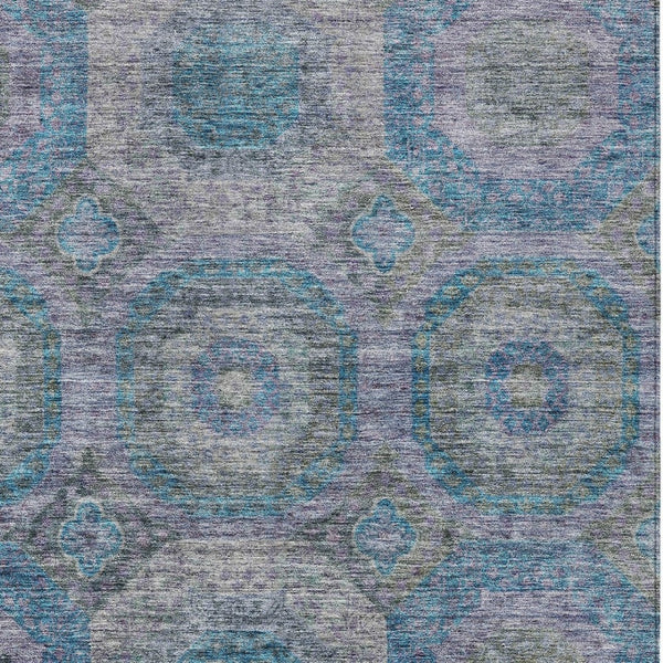 Homeroots 3' Blue And Gray Geometric Washable Area Rug - Stylish Indoor/Outdoor Decor For Any Space 5' X 8' Polyester 606225