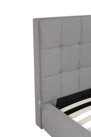 HomeRoots Gray Tufted Linen Blend King Bed Frame - Stylish Upholstered Platform Design for Modern Bedrooms 606419