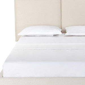 HomeRoots Beige Tufted Boucle Queen Bed Frame - Elegant Platform Design with Soft Upholstery & Modern Style 606424