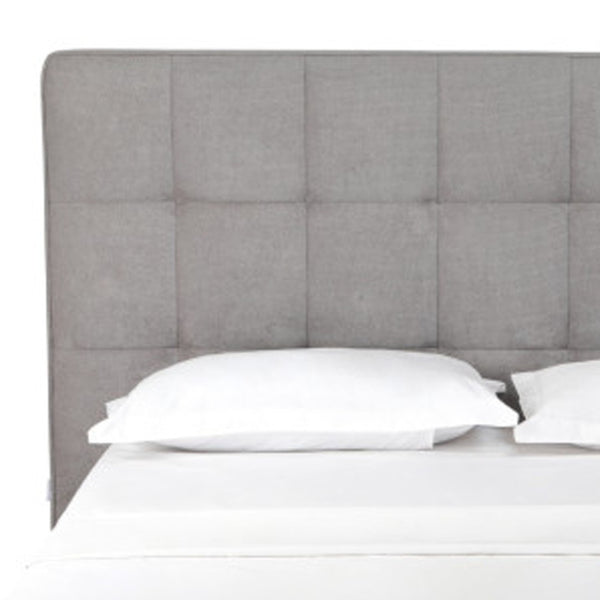 HomeRoots Gray Tufted Linen Blend Queen Bed Frame – Stylish Upholstered Platform Design for Modern Bedrooms 606425