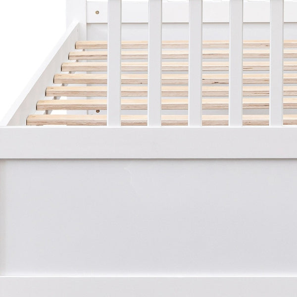 HomeRoots White Wood Twin Daybed Frame - Elegant Design for Comfort, Versatile Style for Any Room Decor! 606902