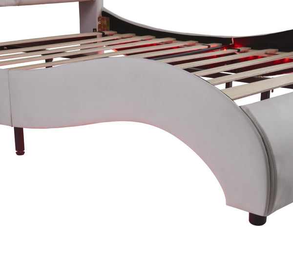 HomeRoots White Tufted Faux Leather Queen Bed Frame - Stylish, Durable Design for Ultimate Comfort & Elegance 606906